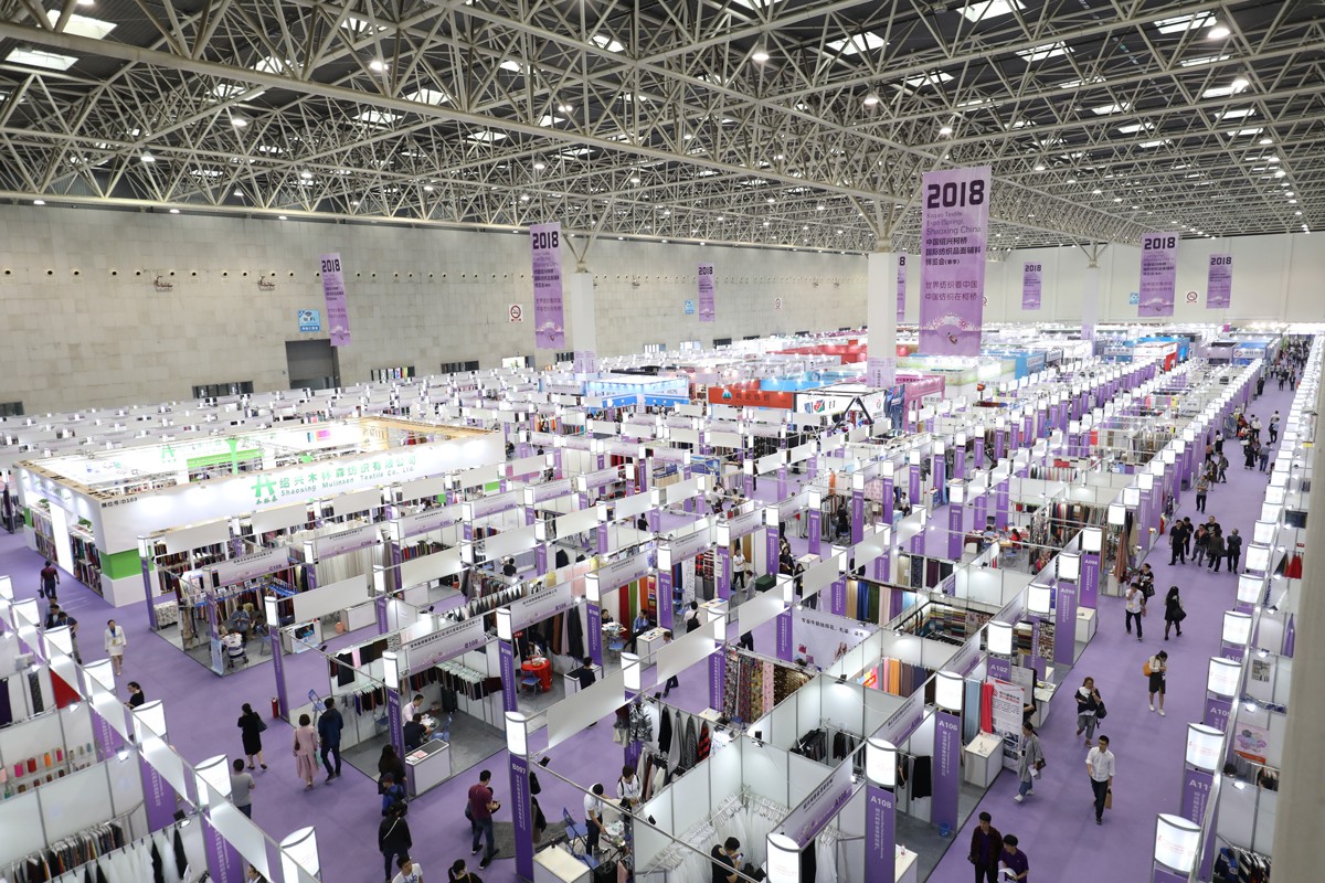 麂皮絨,麂皮絨現(xiàn)貨,針織麂皮絨,彈力麂皮絨,空氣層麂皮絨,麂皮絨復(fù)合羊羔絨,燈芯絨,燈芯絨面料,燈芯絨現(xiàn)貨,韓國絨,仿麻布,金舵紡織