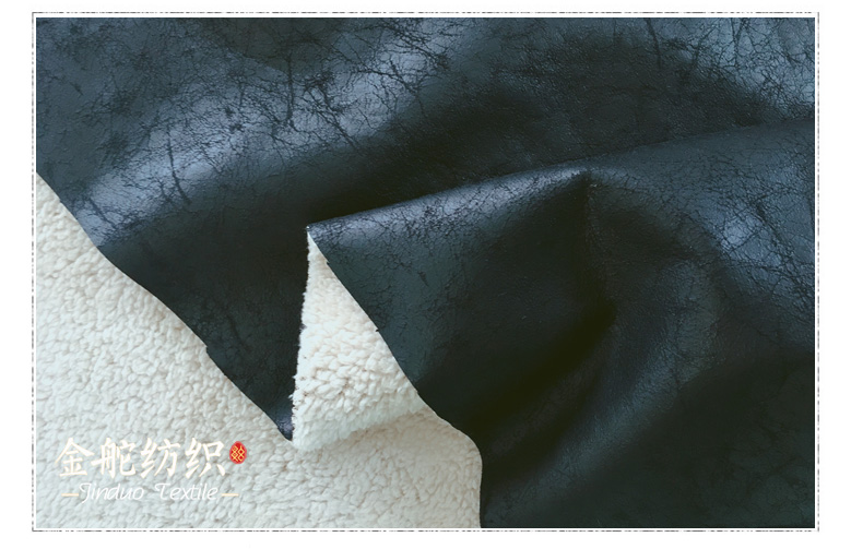 燙金麂皮絨復(fù)合舒棉絨，厚實(shí)而保暖！