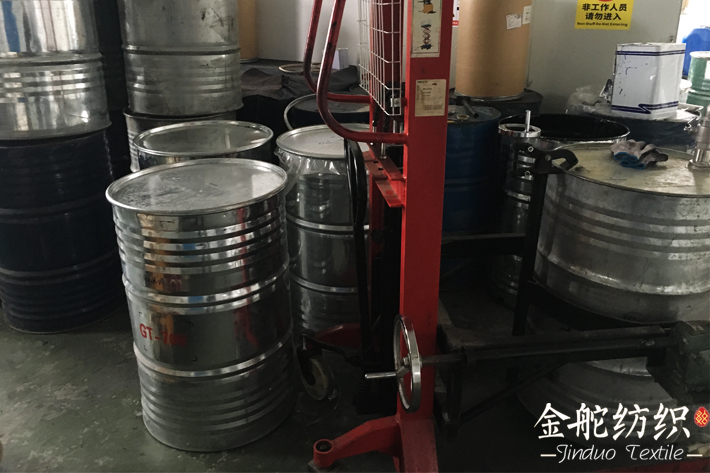 油膠復(fù)合使用的膠水