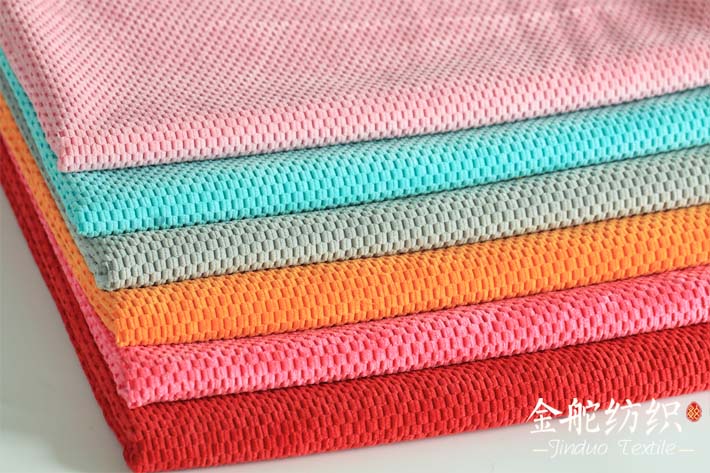 色彩艷麗的米粒絨燈芯絨 色彩艷麗的米粒絨燈芯絨