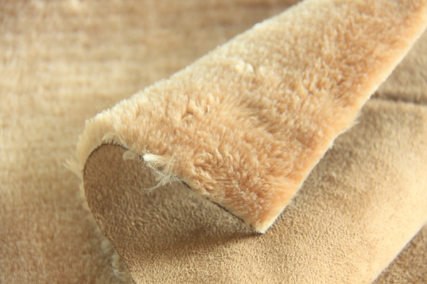 麂皮絨復(fù)合羊剪絨